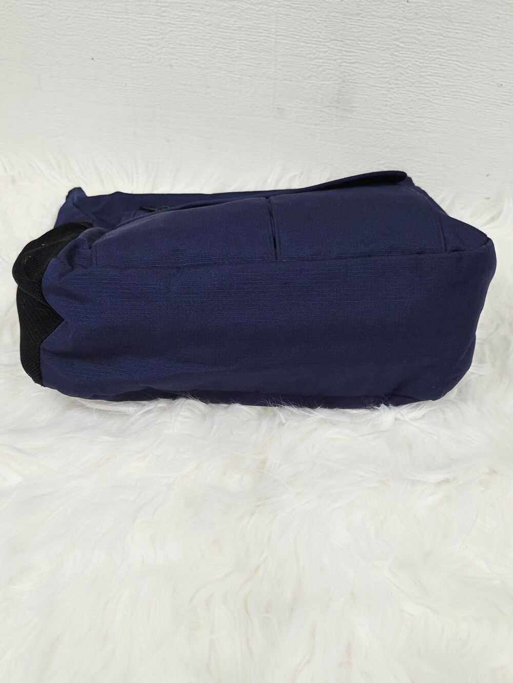 L.L.Bean Navy Blue Crossbody Shoulder Bag - Picture 6 of 10